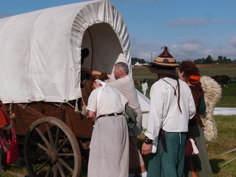 p120722-007758.jpg - 19. Historischer Besiedlungszug 20122. Tag - Sachsenburg